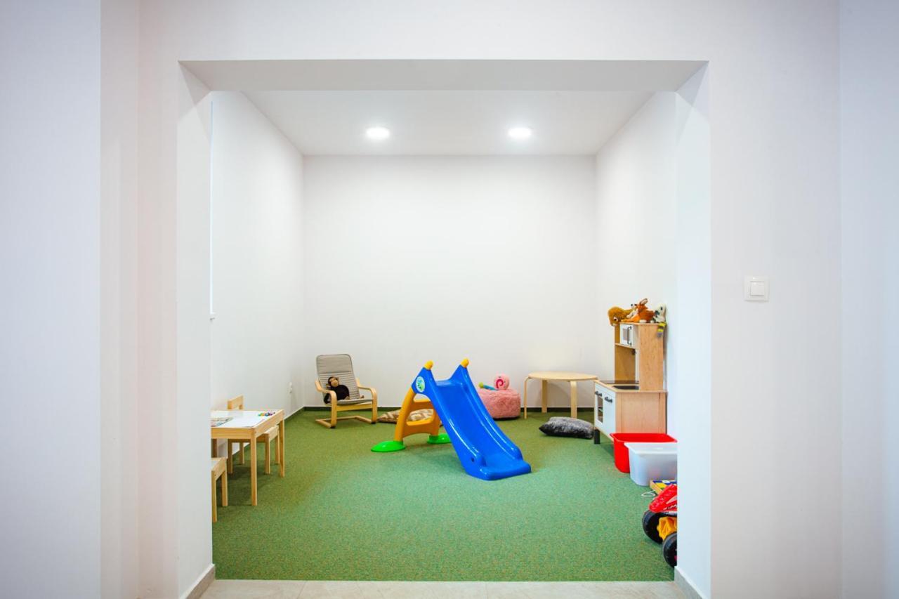 Hotel Edvard Frenštát pod Radhoštěm Buitenkant foto