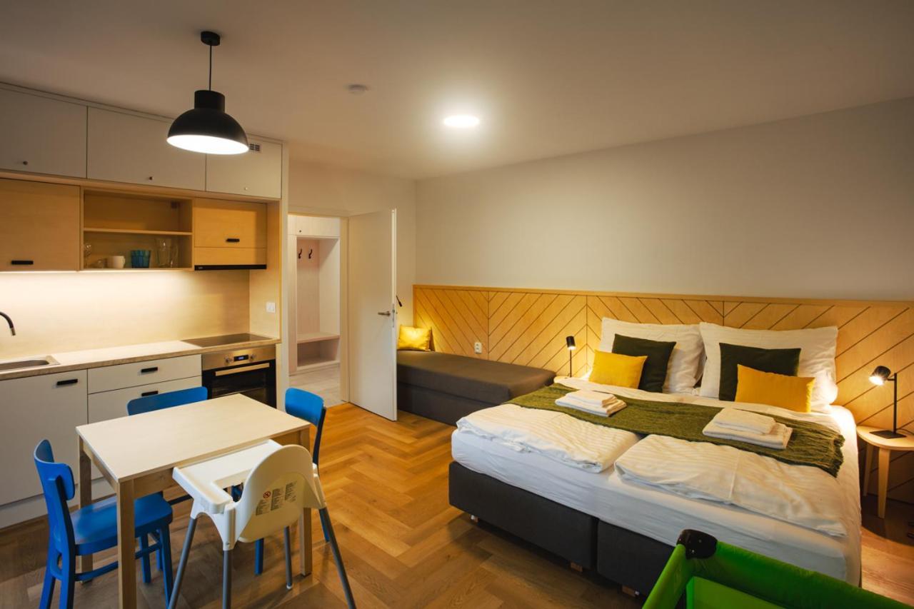 Hotel Edvard Frenštát pod Radhoštěm Buitenkant foto